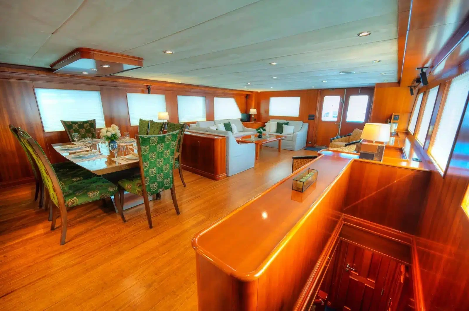 ALGAR EXPEDITION YACHT